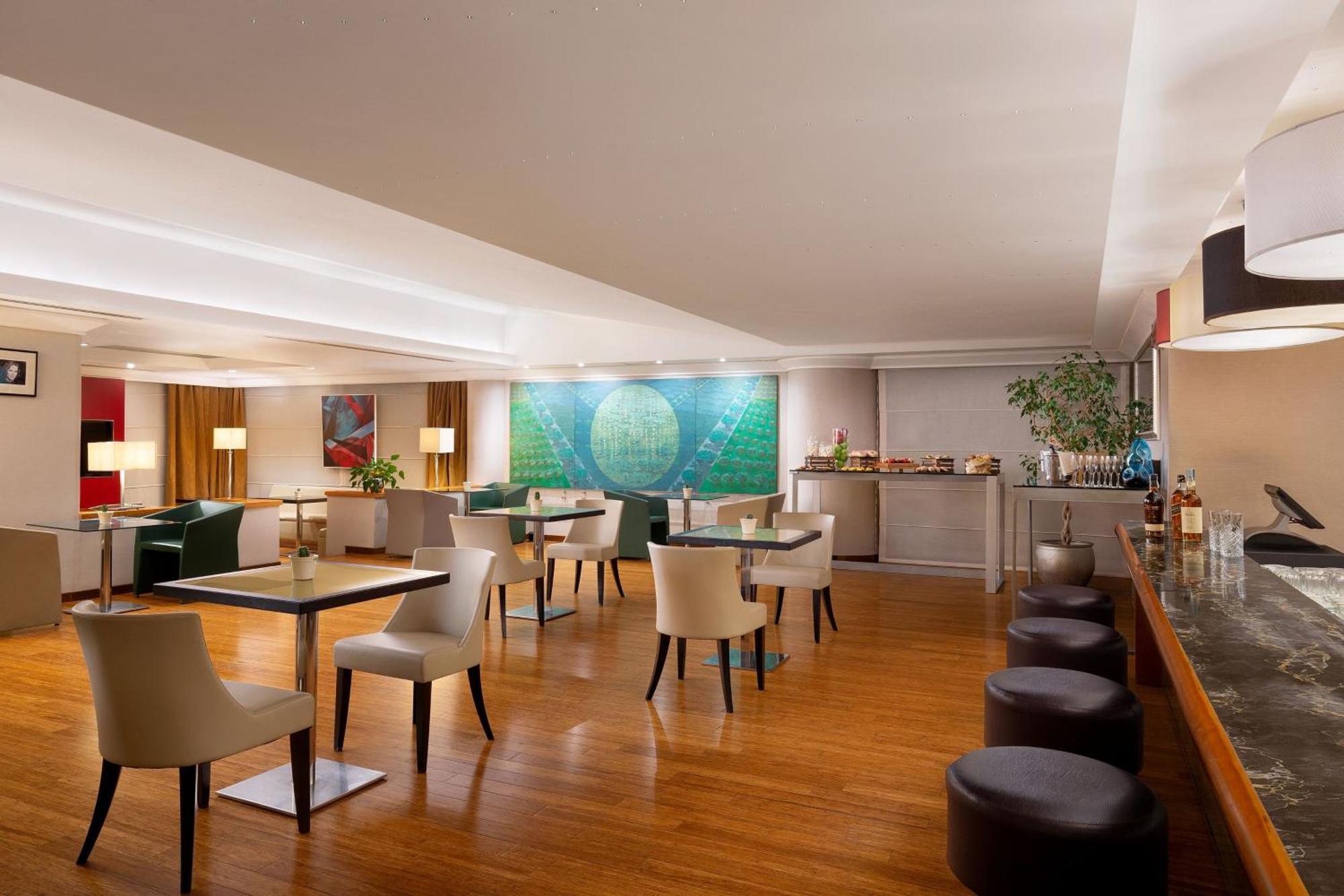 Courtyard By Marriott Rome Central Park Ngoại thất bức ảnh