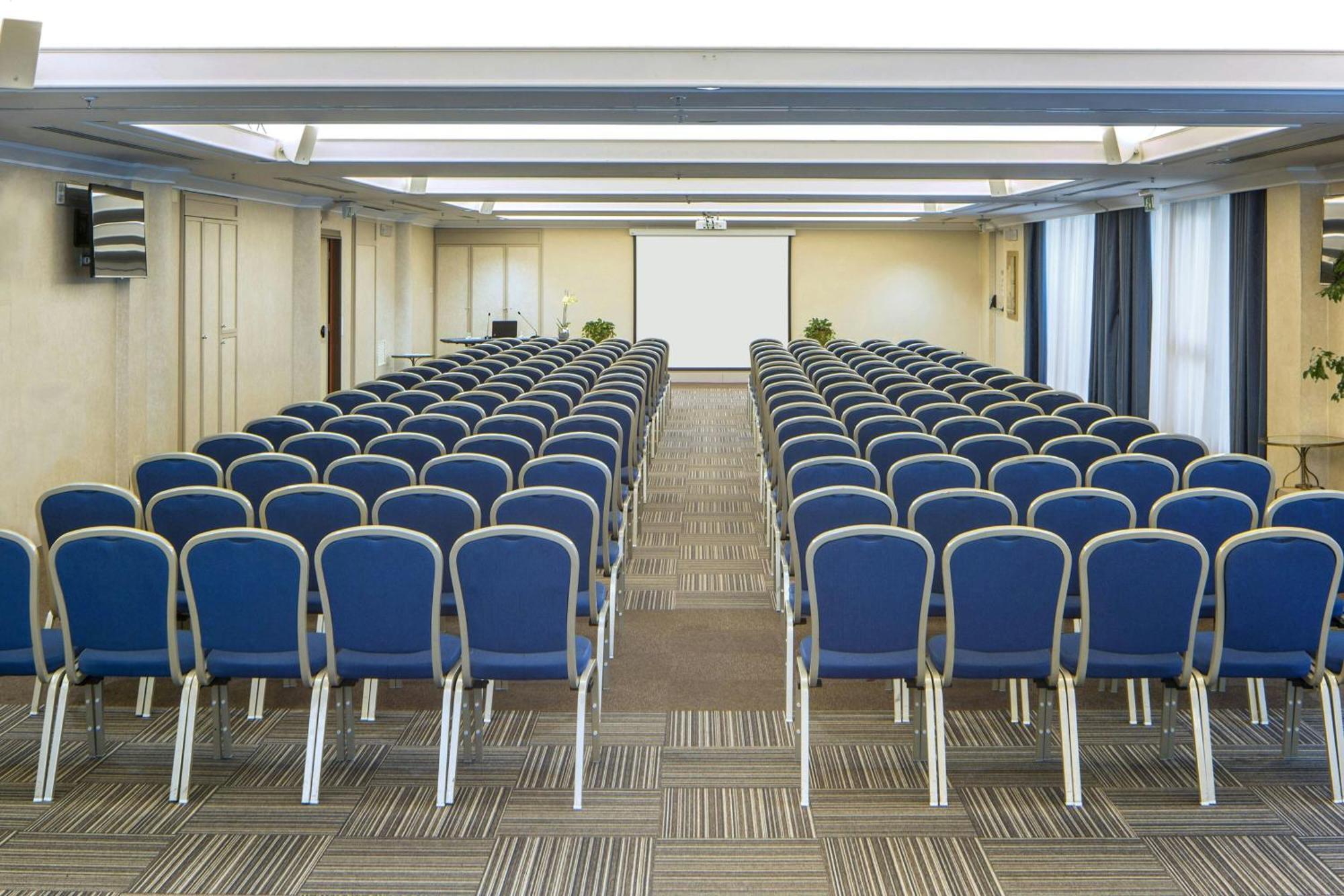 Courtyard By Marriott Rome Central Park Ngoại thất bức ảnh