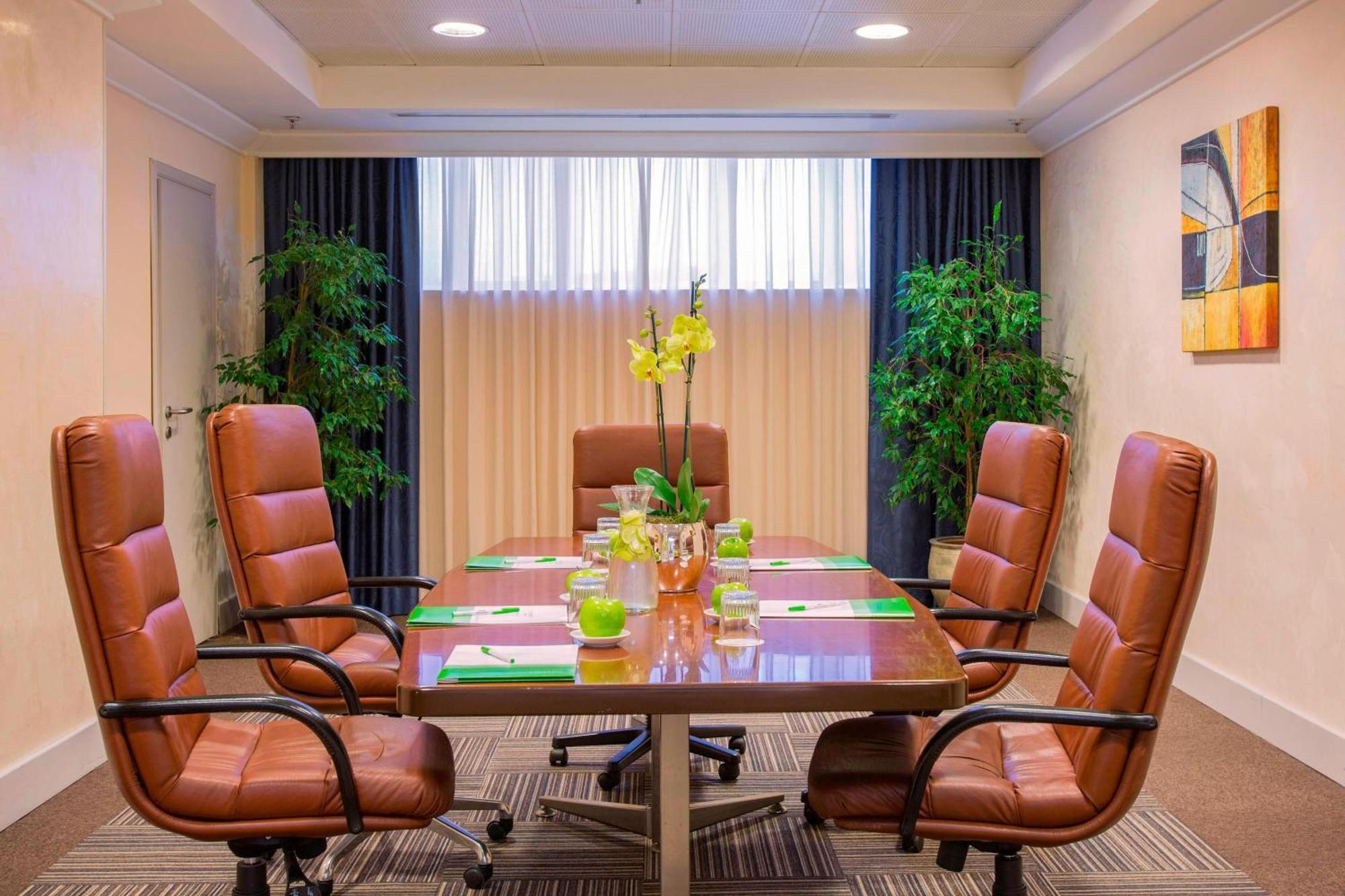 Courtyard By Marriott Rome Central Park Ngoại thất bức ảnh
