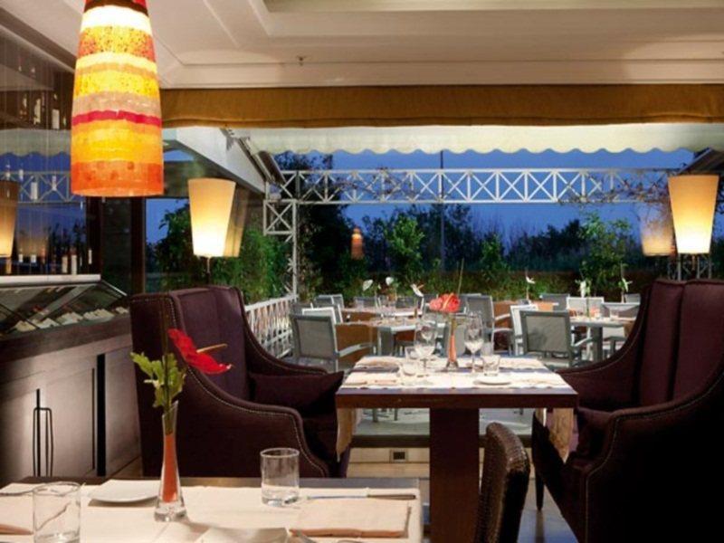 Courtyard By Marriott Rome Central Park Ngoại thất bức ảnh